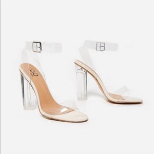 Ariana Strappy Sandal In Clear Perspex